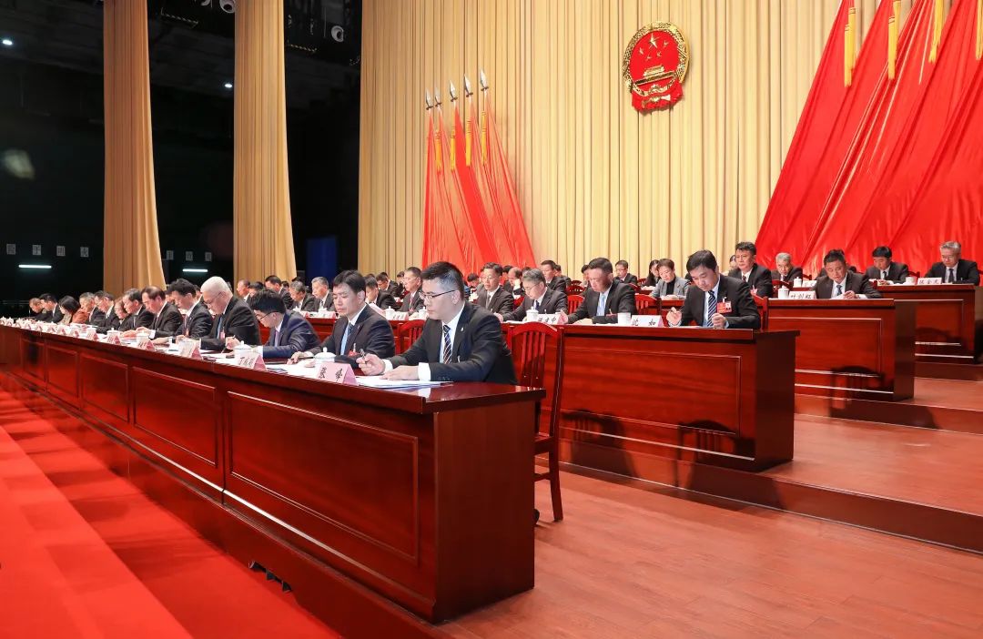 化工公司網(wǎng)站模板,化工公司網(wǎng)頁模板,響應式模板,網(wǎng)站制作,網(wǎng)站建站 圖片