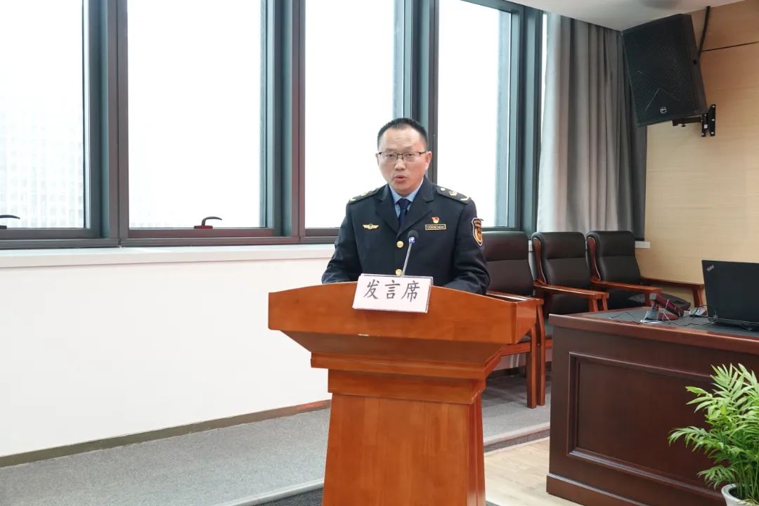 化工公司網(wǎng)站模板,化工公司網(wǎng)頁模板,響應(yīng)式模板,網(wǎng)站制作,網(wǎng)站建站 圖片