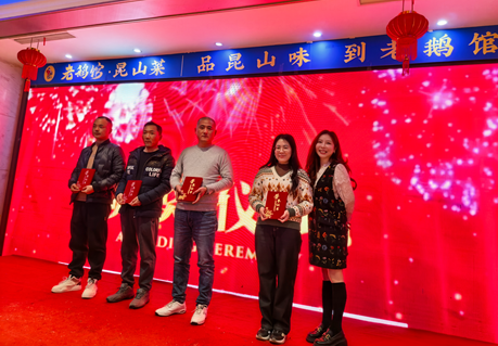 化工公司網(wǎng)站模板,化工公司網(wǎng)頁模板,響應(yīng)式模板,網(wǎng)站制作,網(wǎng)站建站